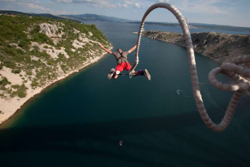 Luchtsporten azie - bungee jumpen