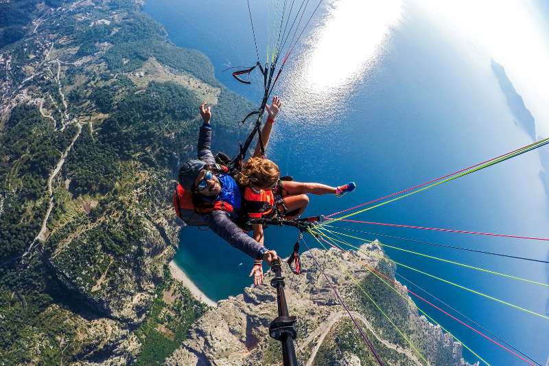 Luchtsporten azie - paragliden gids