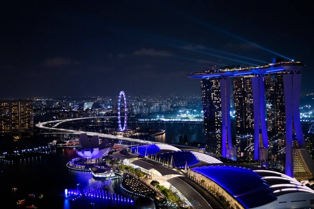 Grens oversteken van Maleisië naar Singapore: De complete gids voor bus, trein en E-gates overview