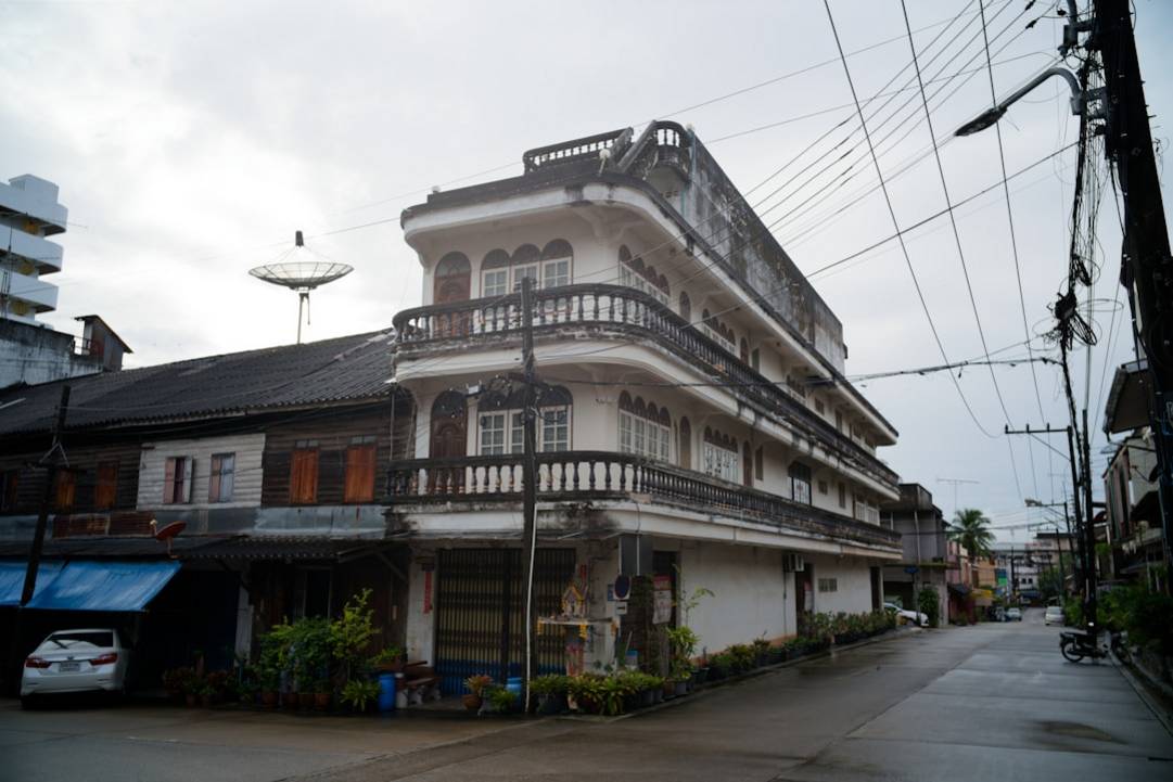 Hoe overnacht je gratis in Azië via work-for-stay in hostels? FAQ