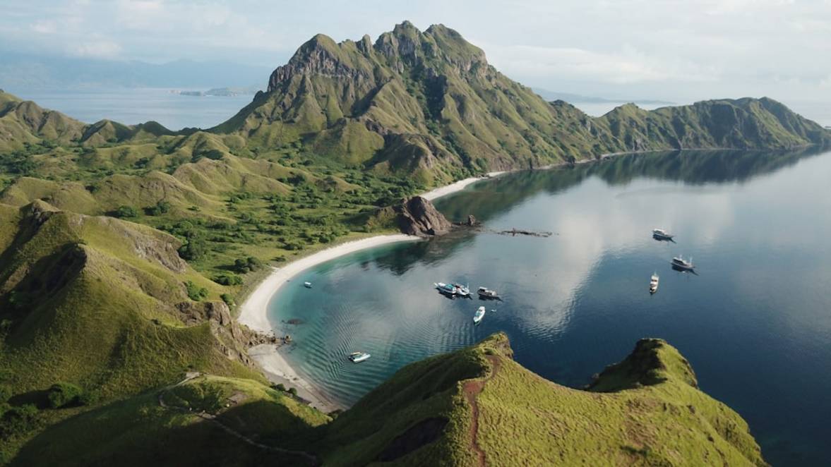 Padar Island: De Onverbiddelijke Waarheid van de Uitzichten