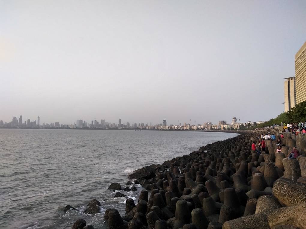 Marine Drive (Queen's Necklace)marine-driveMumbai hoogtepunten