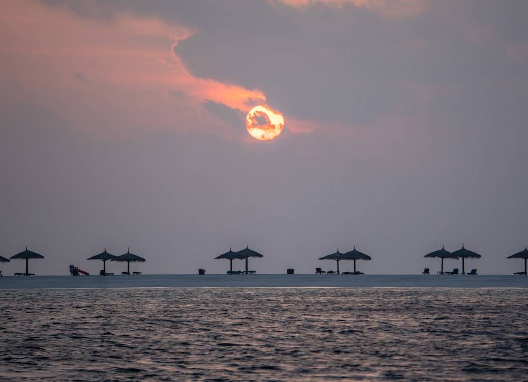Fietsen rond het eiland: De waarheid over infrastructuur en comfort.