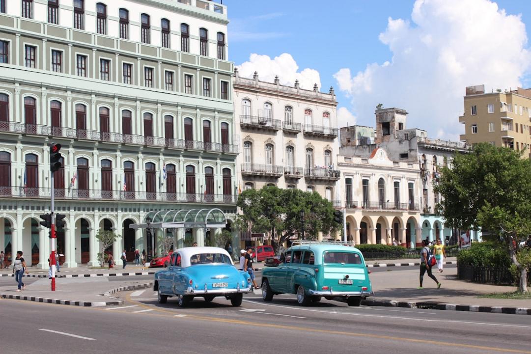 transport in Cuba and Puerto Rico