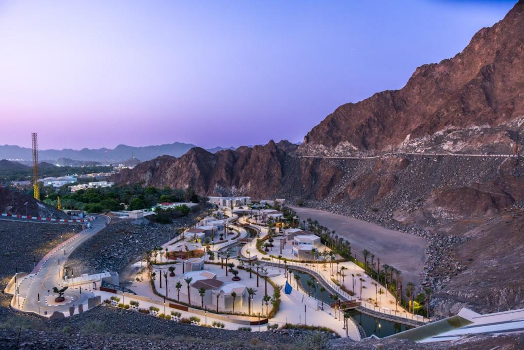 Verenigde Arabische Emiraten and Thailand nature