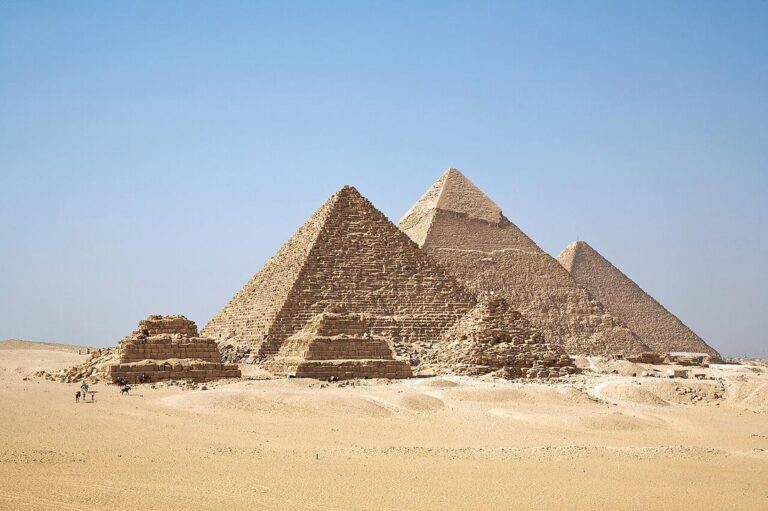 Home 22 Egypte of Jordanië? Praktisch kiezen tussen piramides en Petra