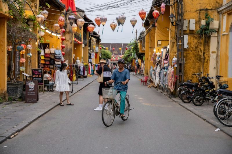 Thailand vs vietnam - hoi an